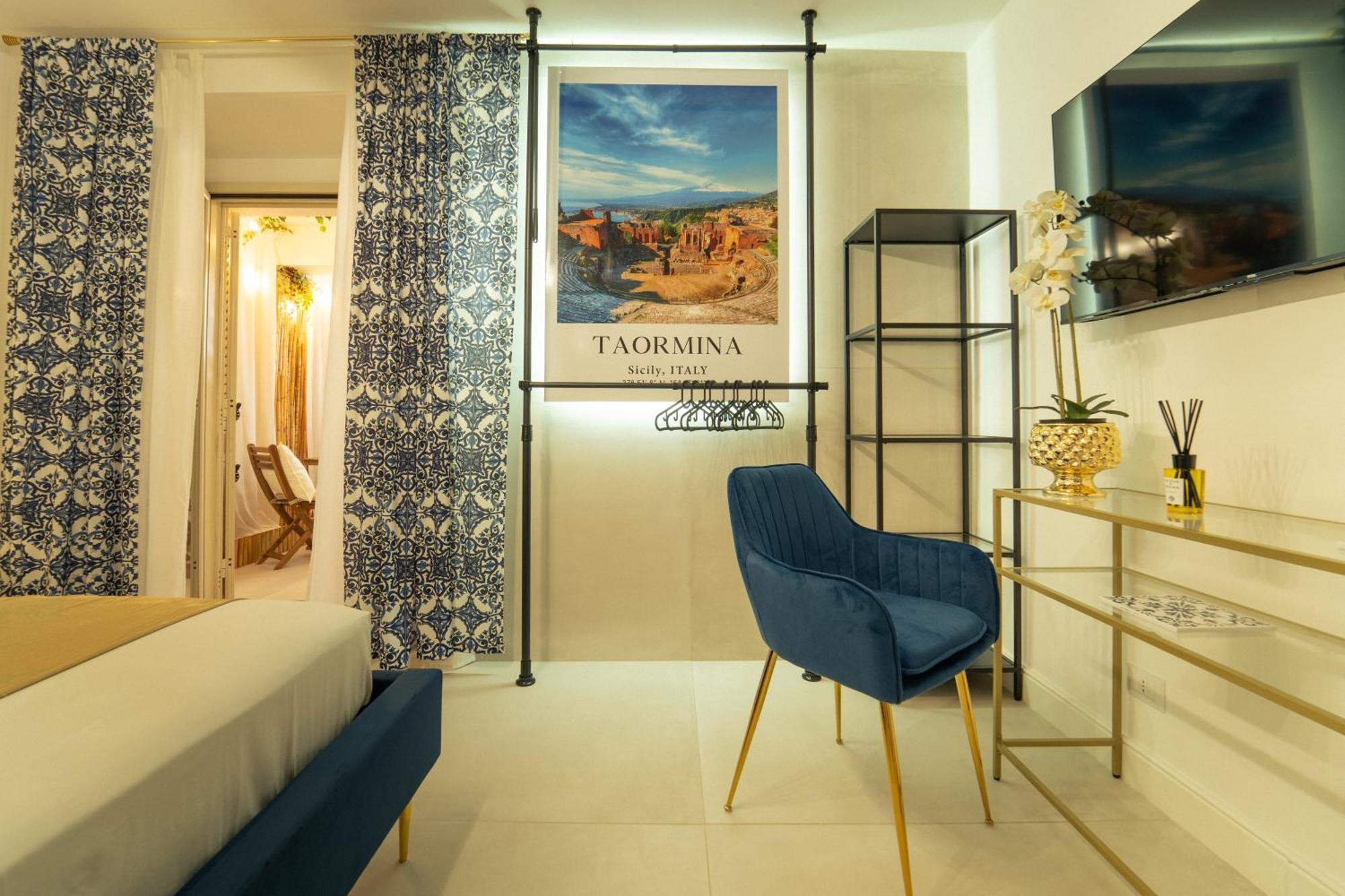 Johnny'S Suites Taormina Beach Bay Exterior foto