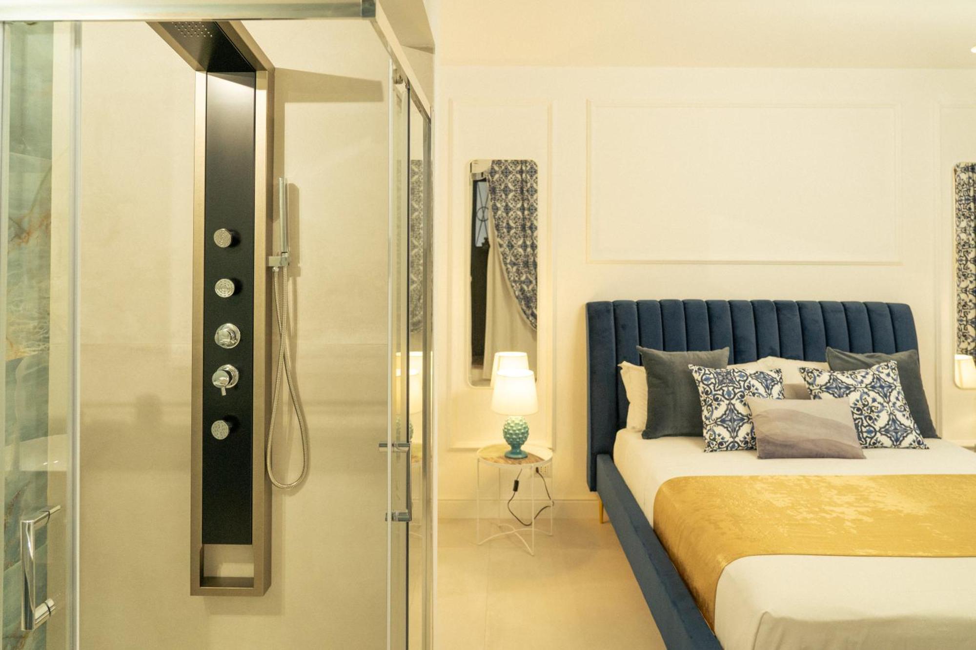 Johnny'S Suites Taormina Beach Bay Exterior foto
